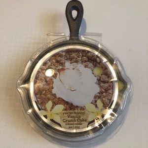 Brand New Vanilla Crumb Cake Skillet Candle